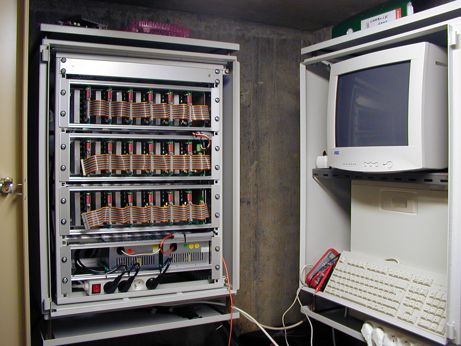 armoire électronique